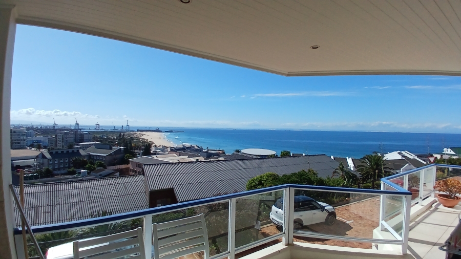 To Let 2 Bedroom Property for Rent in Summerstrand Eastern Cape